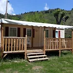 Κάμπινγκ De Retourtour 4*